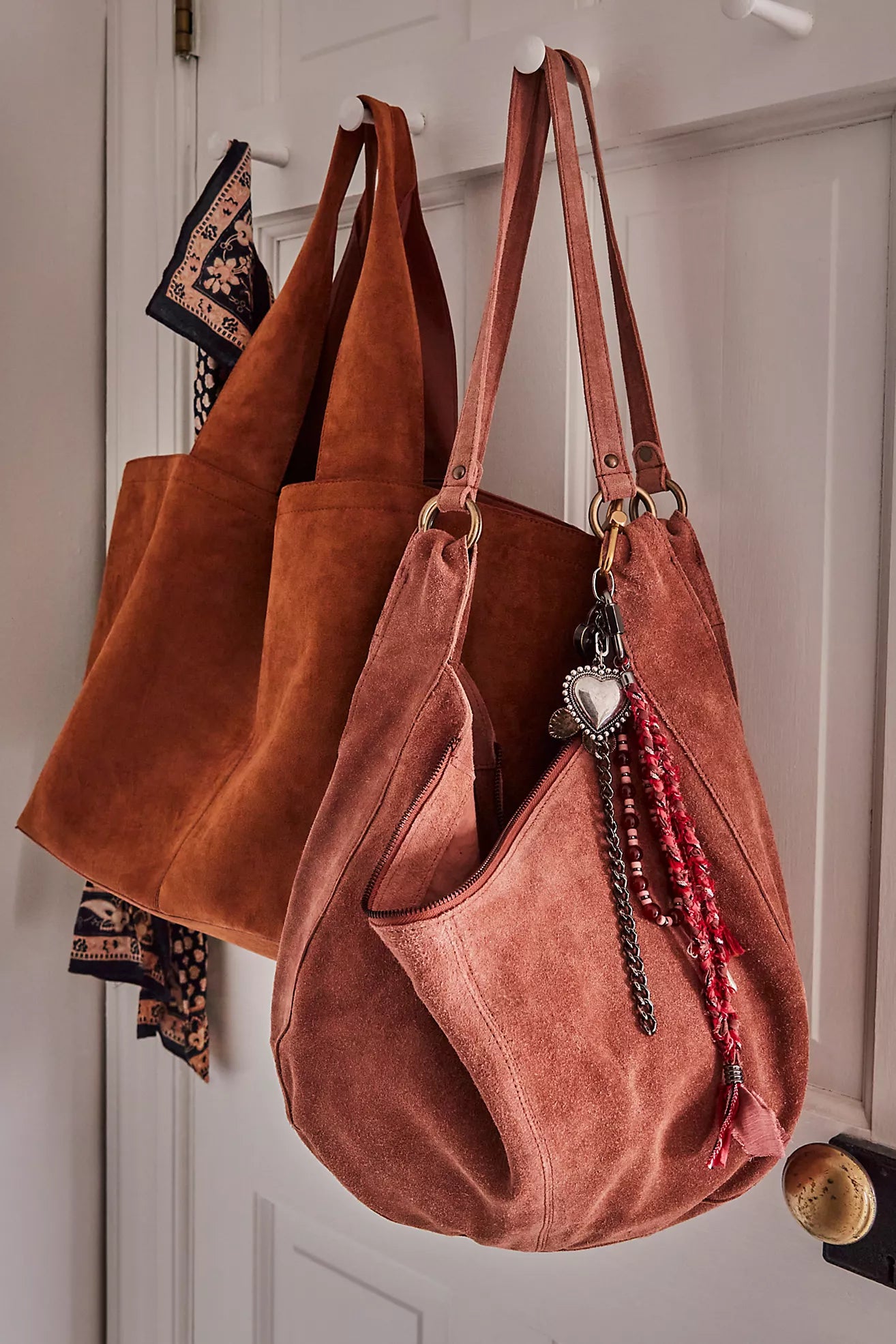 Roma Suede Tote in Rust