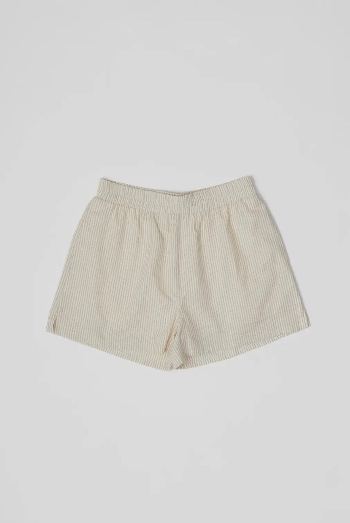 Levon Seersucker Shorts in Cream