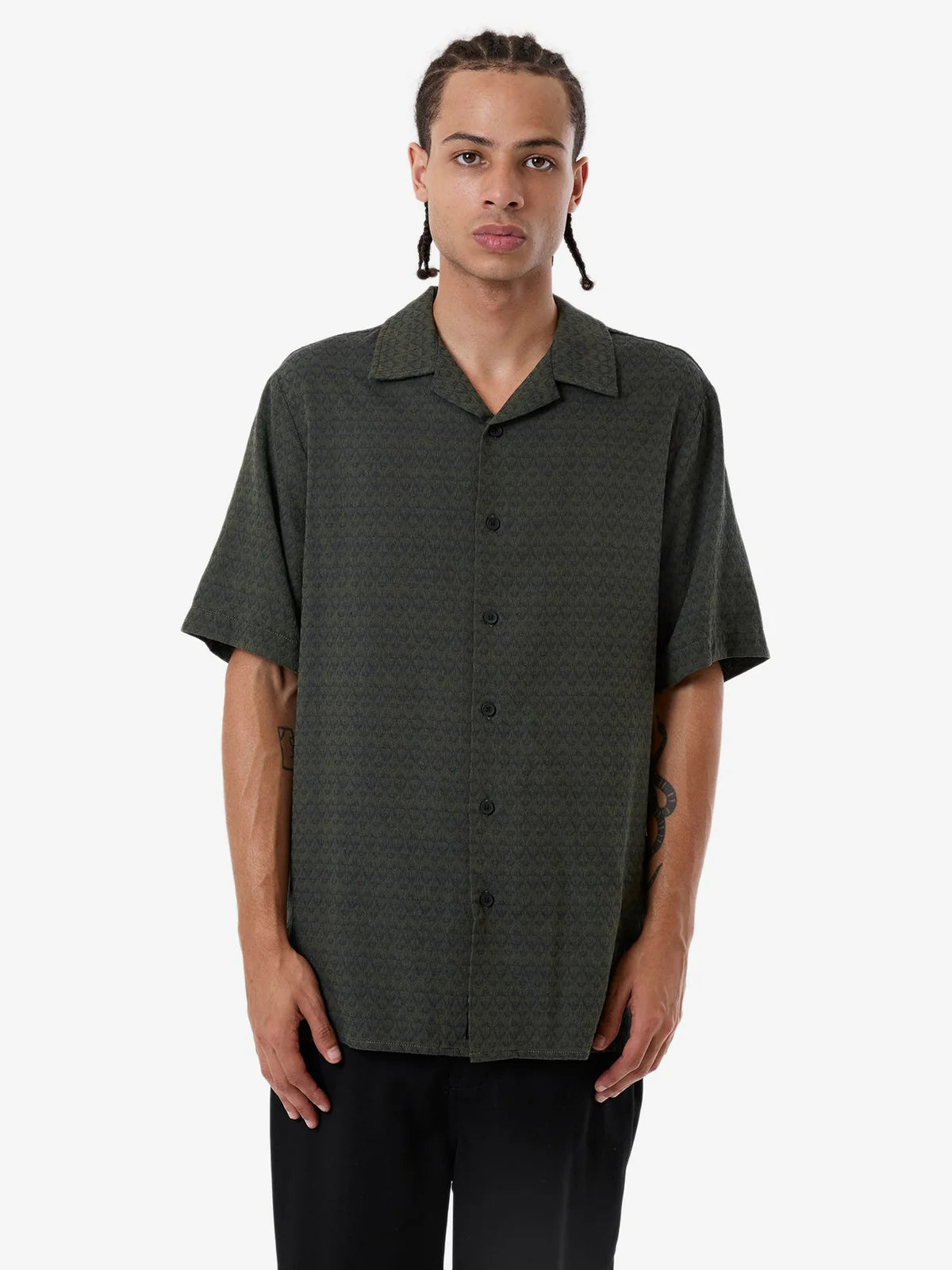 Airborne Bowling Shirt in Grape Leaf