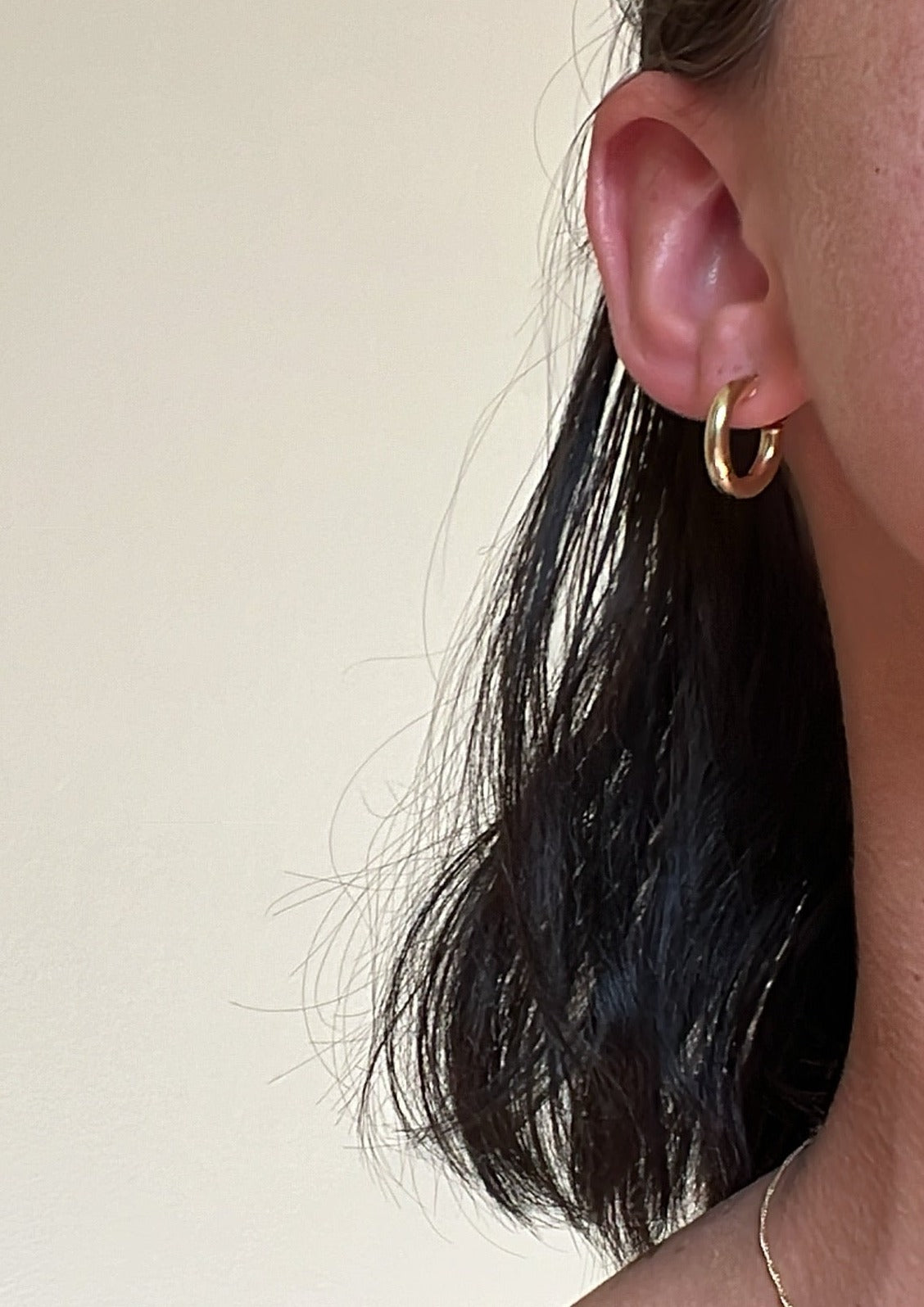 Petite Staple Hoops