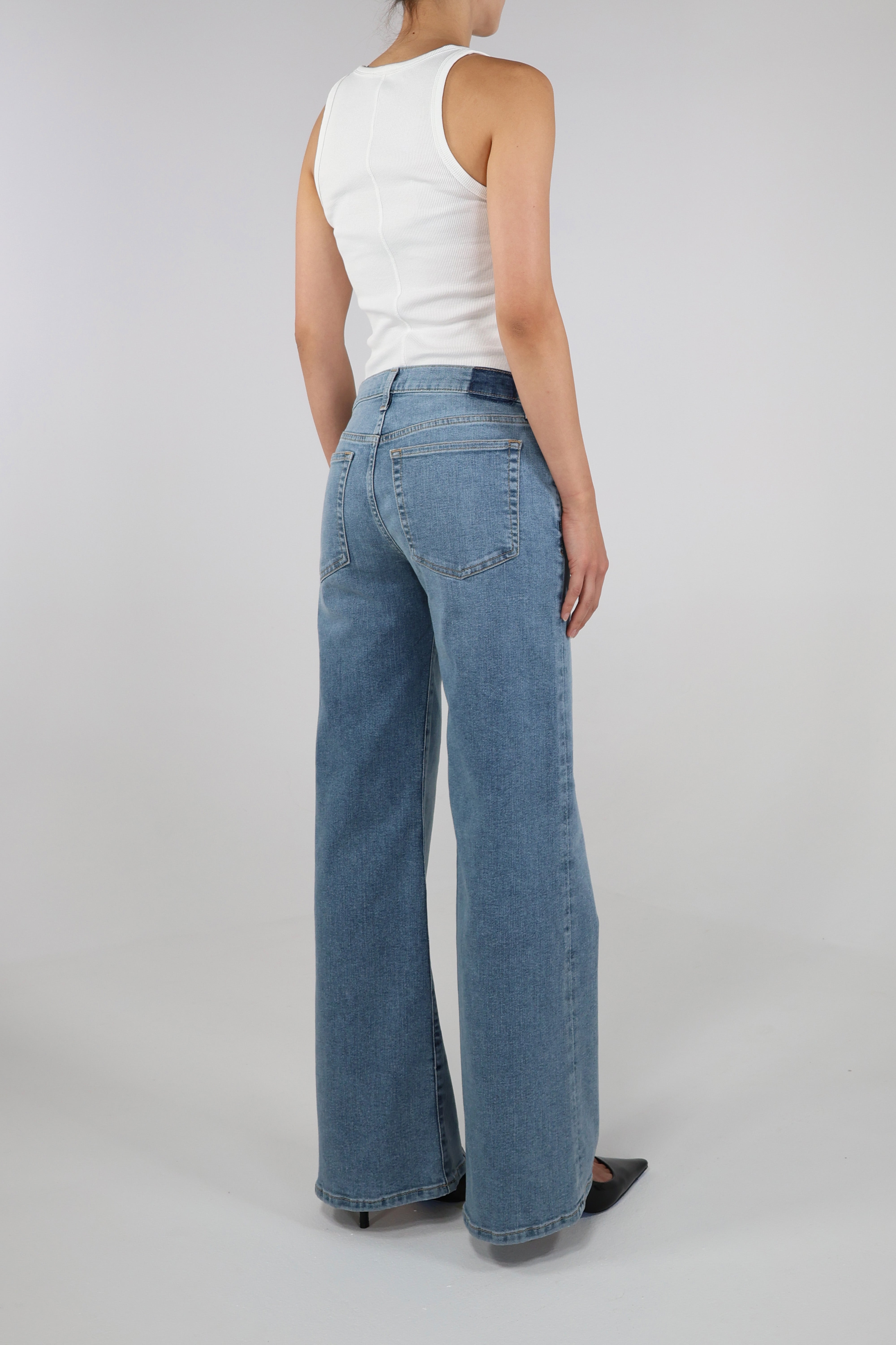 Romi Mid Rise Wide Leg - Fairhaven