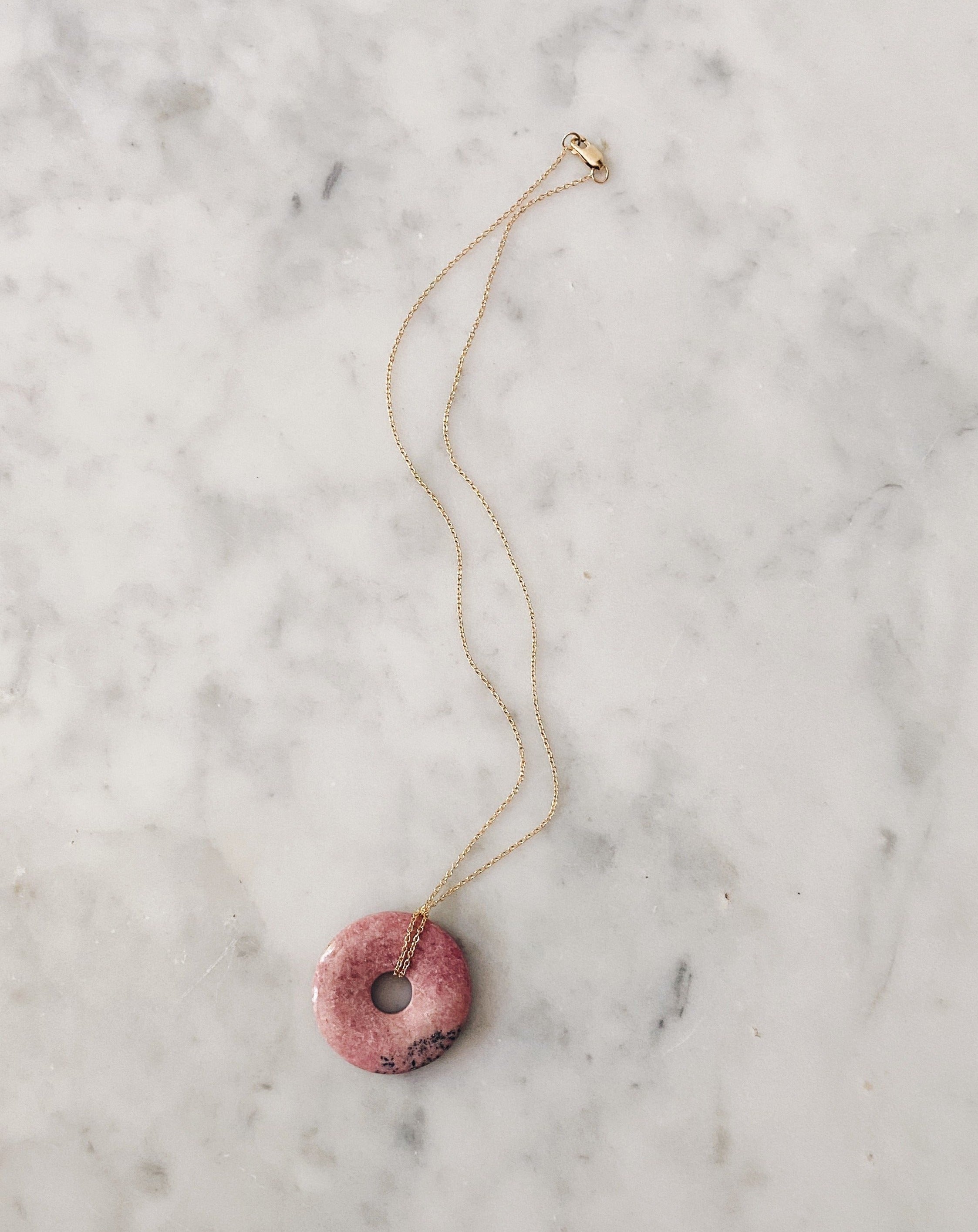 Beignet Necklace - Rhodolite