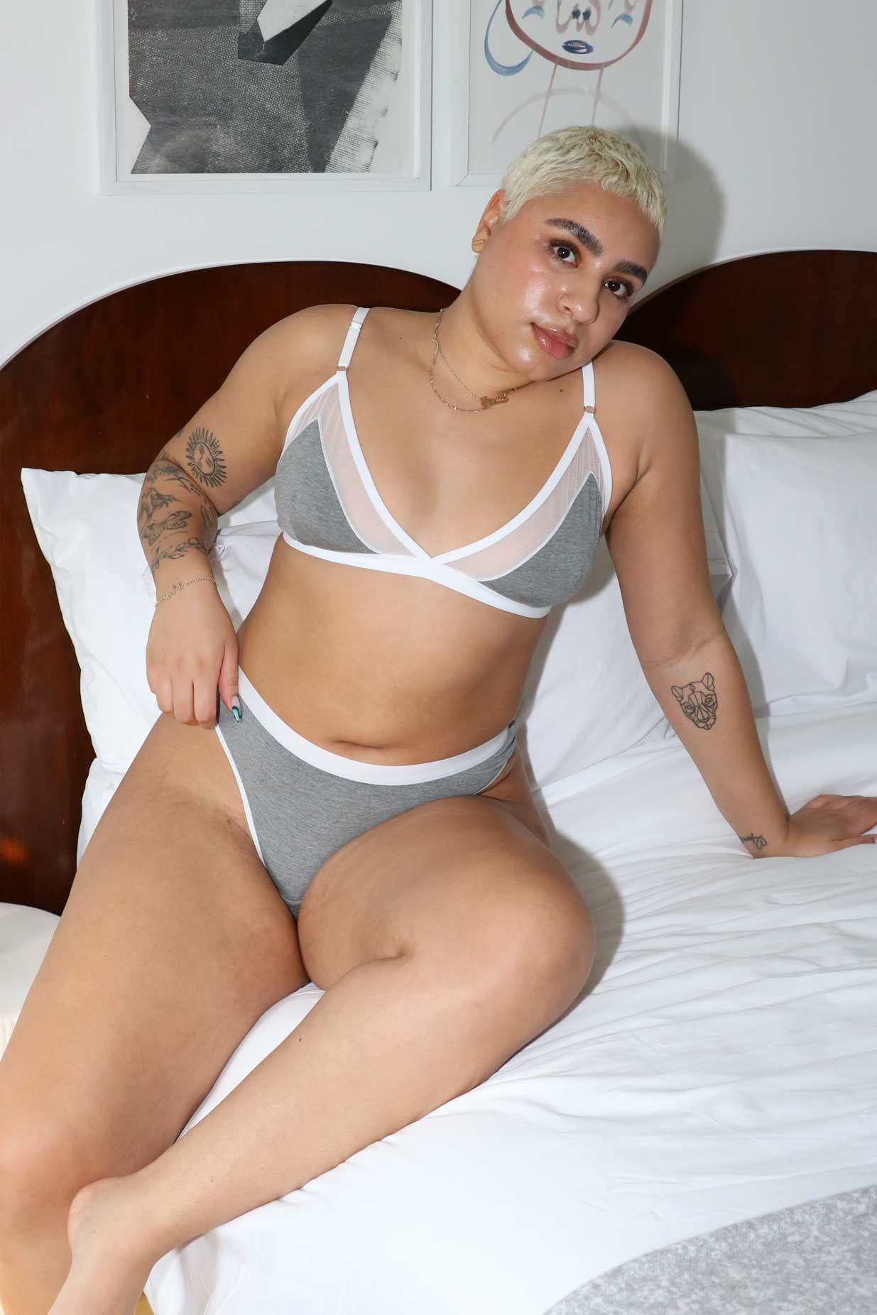 Emery Thong in Solid Grey