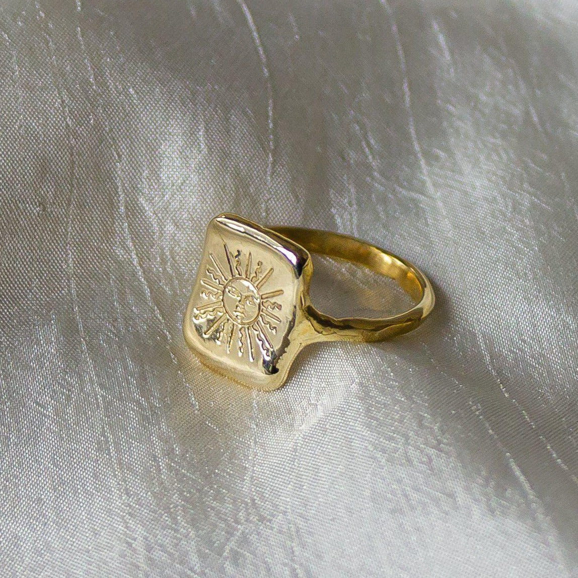 The Sun Tarot Ring