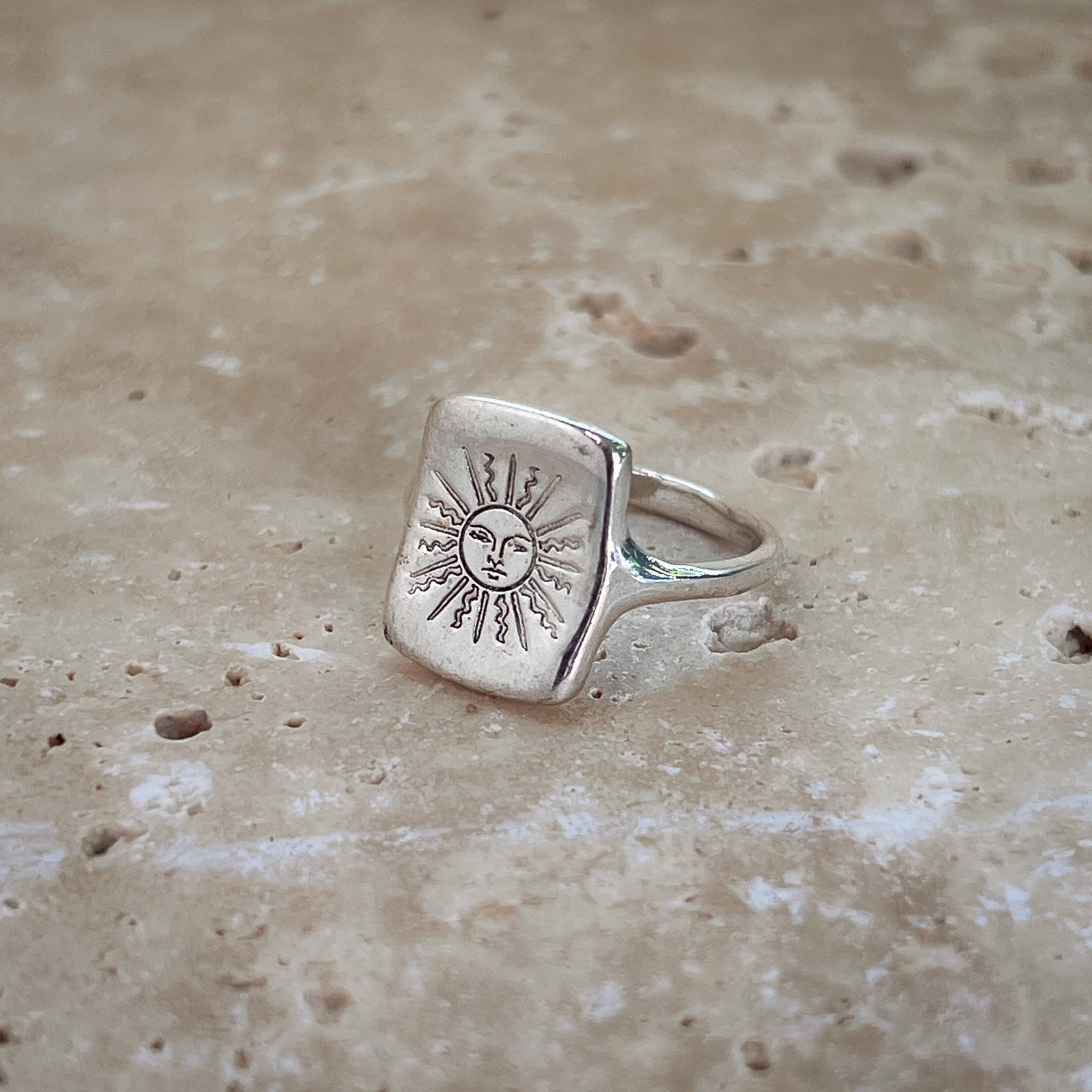 The Sun Tarot Ring