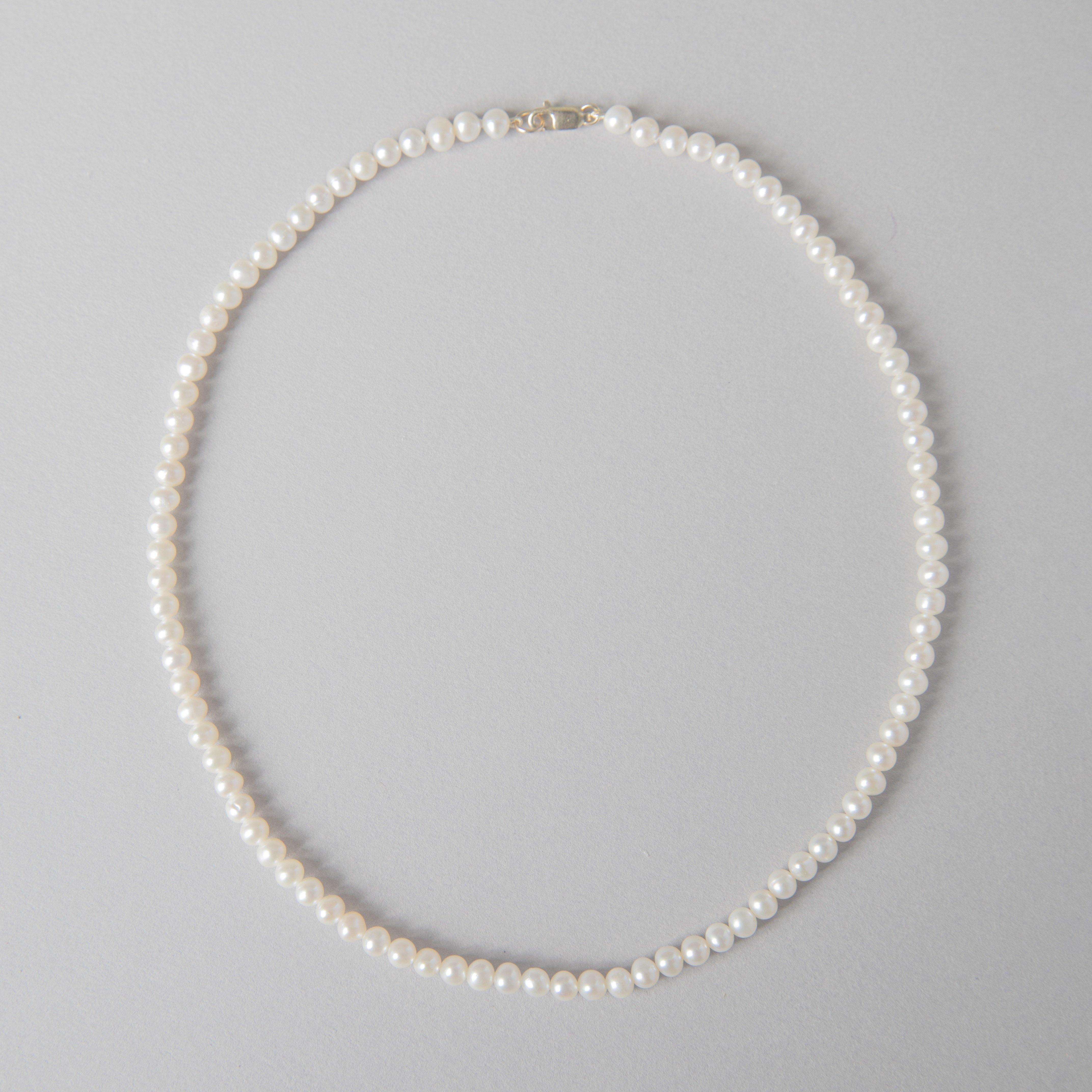 MICRO FRESHWATER PEARL NECKLACE