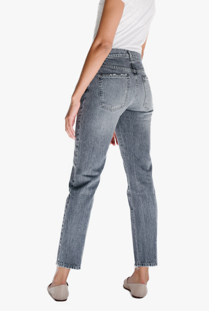 Mid Rise Taper Leg Jean