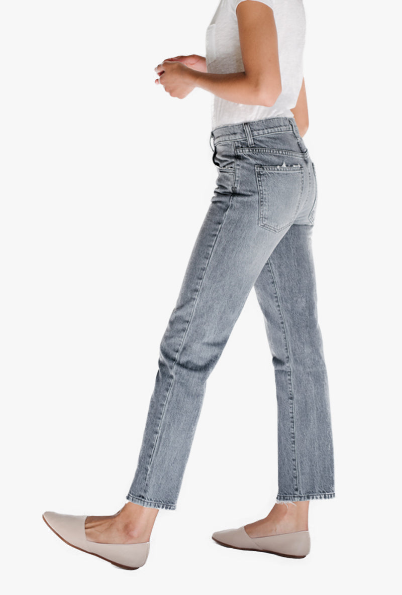 Mid Rise Taper Leg Jean